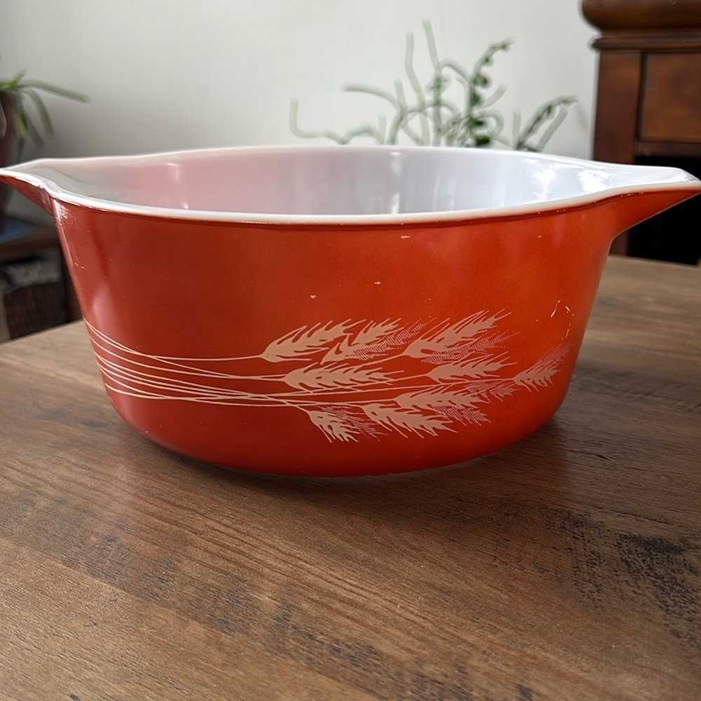 Pyrex 475-B Autumn Harvest Wheat Casserole Bowl Burnt Orange 

Large 2.5 L
